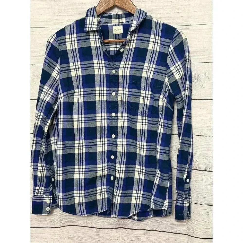 J. Crew Women's Plaid Flannel Button-Up Shirt Blue Size Small. Casual Warm